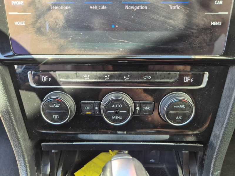 VOLKSWAGEN GOLF 2020