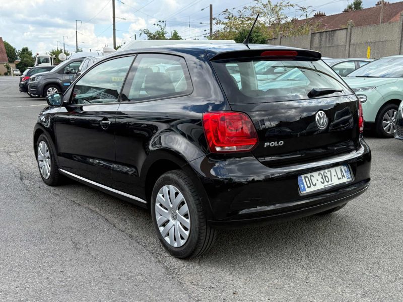 VOLKSWAGEN POLO 2014