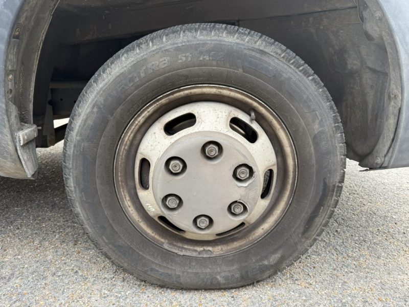 IVECO DAILY 35C13  126cv FRIGO + HAYON