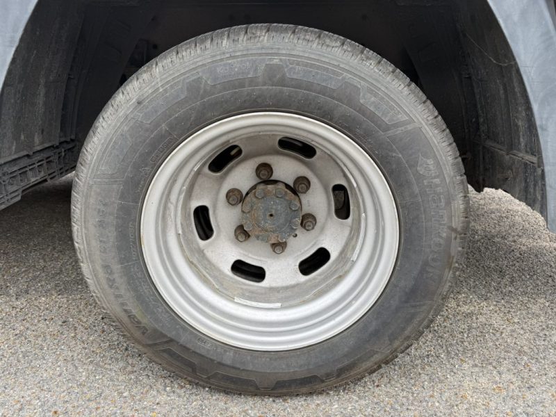 IVECO DAILY 35C13  126cv FRIGO + HAYON