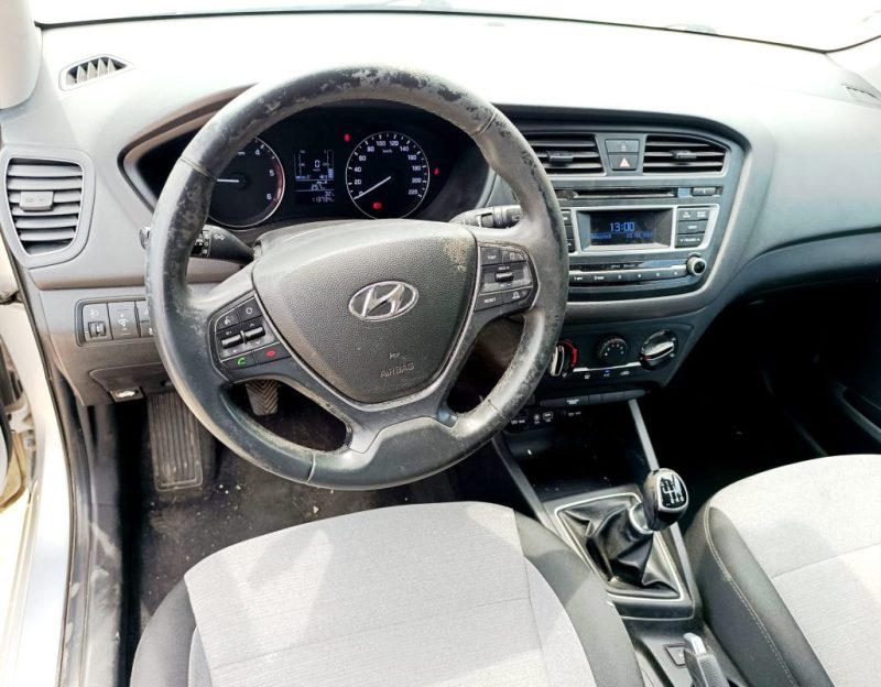 HYUNDAI I20 1.1 CRDi - 75 II Intuitive  2015 Garantie 3 mois 