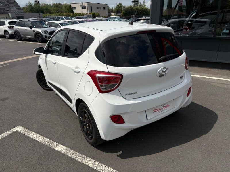 HYUNDAI I 10 2016