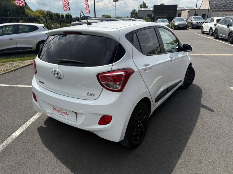 HYUNDAI I 10 2016