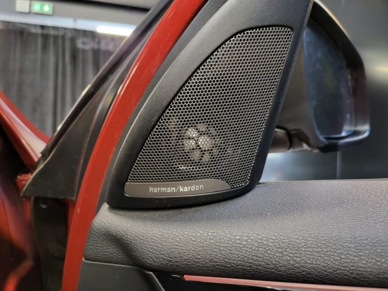  BMW X1 1.8i SPORTLINE sDRIVE / SIEGES CHAUFFANTS / HAYON ELECTRIQUE