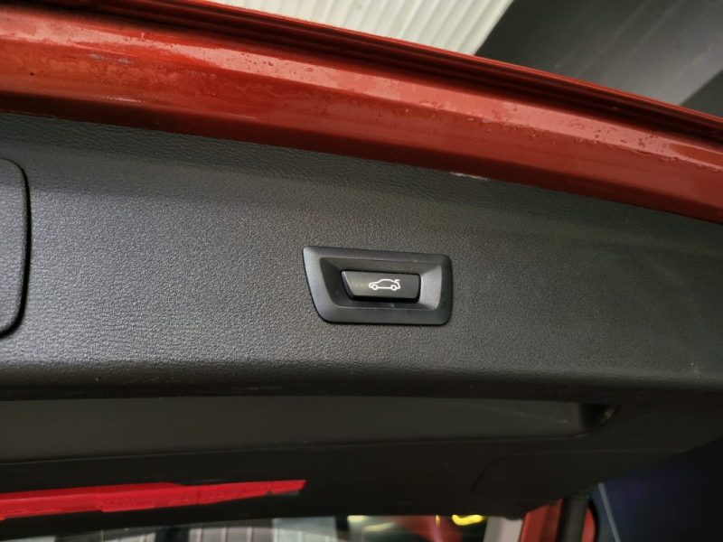  BMW X1 1.8i SPORTLINE sDRIVE / SIEGES CHAUFFANTS / HAYON ELECTRIQUE