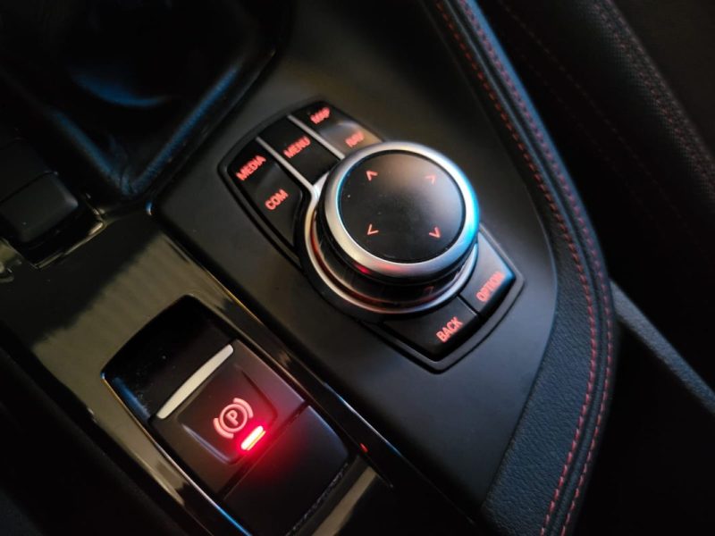  BMW X1 1.8i SPORTLINE sDRIVE / SIEGES CHAUFFANTS / HAYON ELECTRIQUE