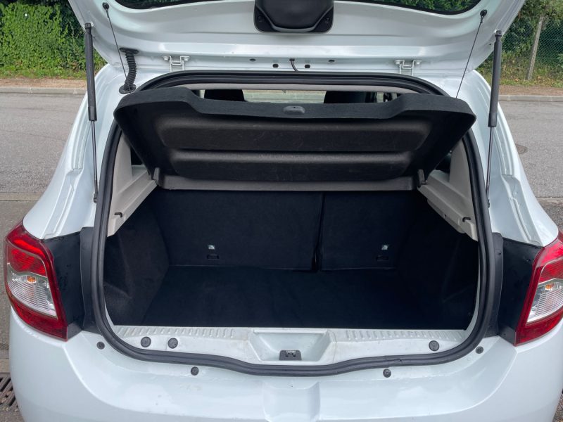 DACIA SANDERO LAUREATE 1,5DCI 90CV