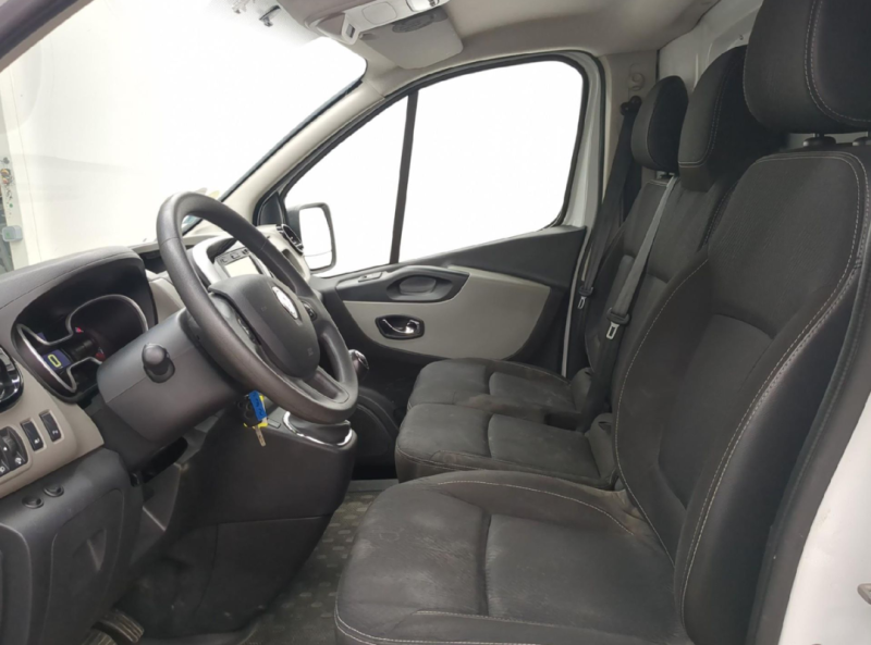 RENAULT TRAFIC III Fourgon 1.6 dCi 120 cv Grand Confort garantie 12 mois 