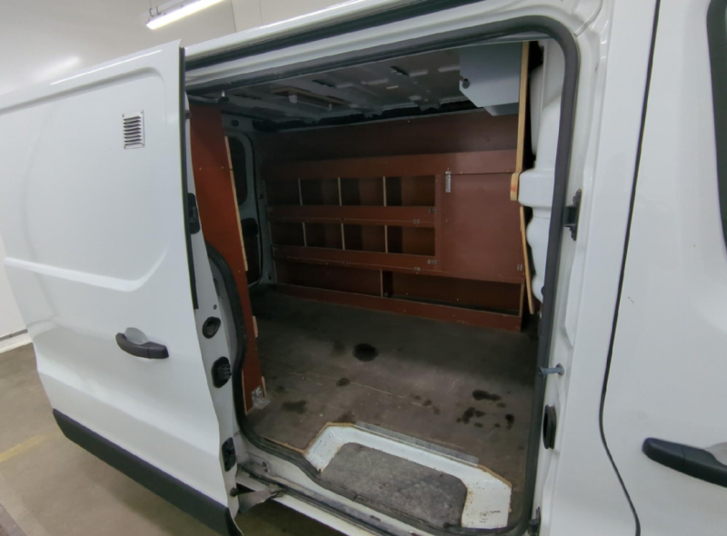 RENAULT TRAFIC III Fourgon 1.6 dCi 120 cv Grand Confort garantie 12 mois 