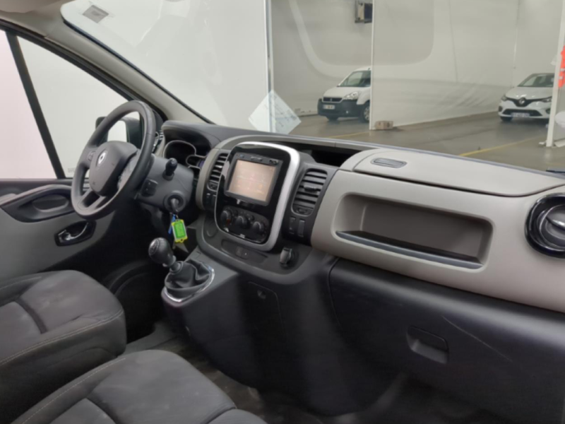 RENAULT TRAFIC III Fourgon 1.6 dCi 120 cv Grand Confort garantie 12 mois 