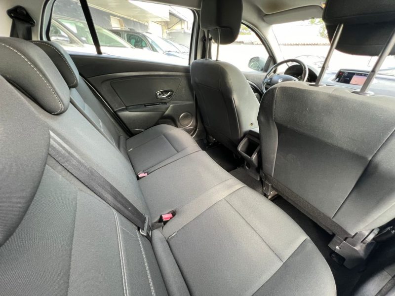 RENAULT  MÉGANE ESTATE  2014