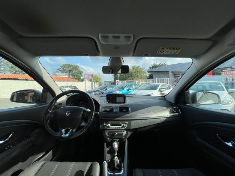 RENAULT  MÉGANE ESTATE  2014