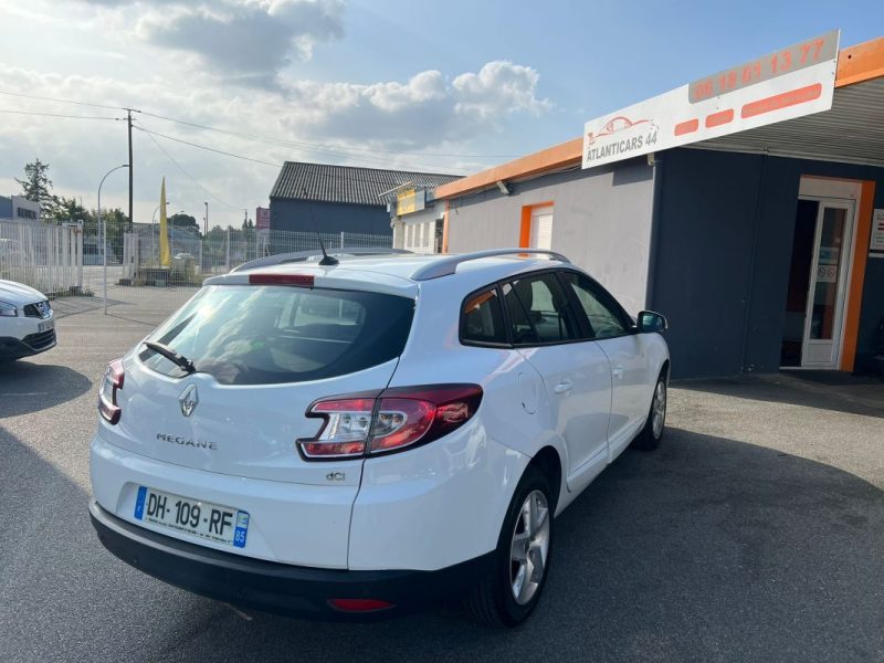 RENAULT  MÉGANE ESTATE  2014