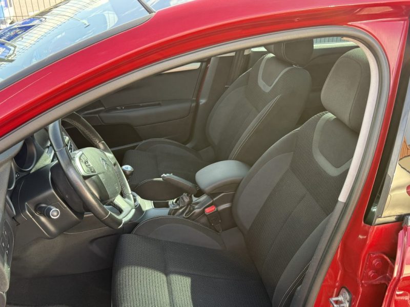 CITROEN C4 BLEU HDI 120 ch  2016