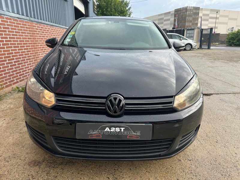 VOLKSWAGEN GOLF 2010