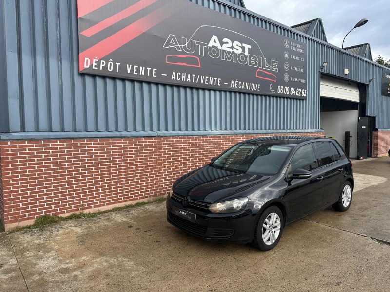 VOLKSWAGEN GOLF 2010