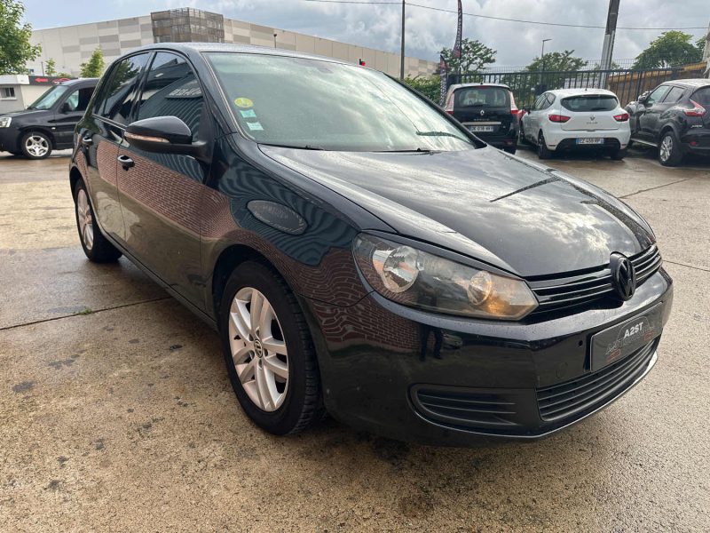 VOLKSWAGEN GOLF 2010