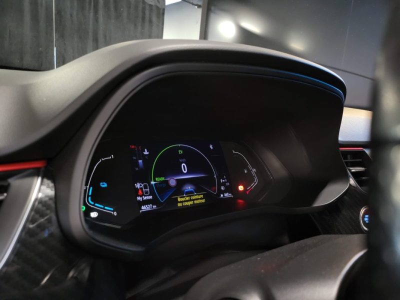 RENAULT ARKANA 1.6 E-Tech 145ch RS LINE / SUIVI RENAULT + TOIT OUVRANT + VOLANT CHAUFFANT + CARPLAY