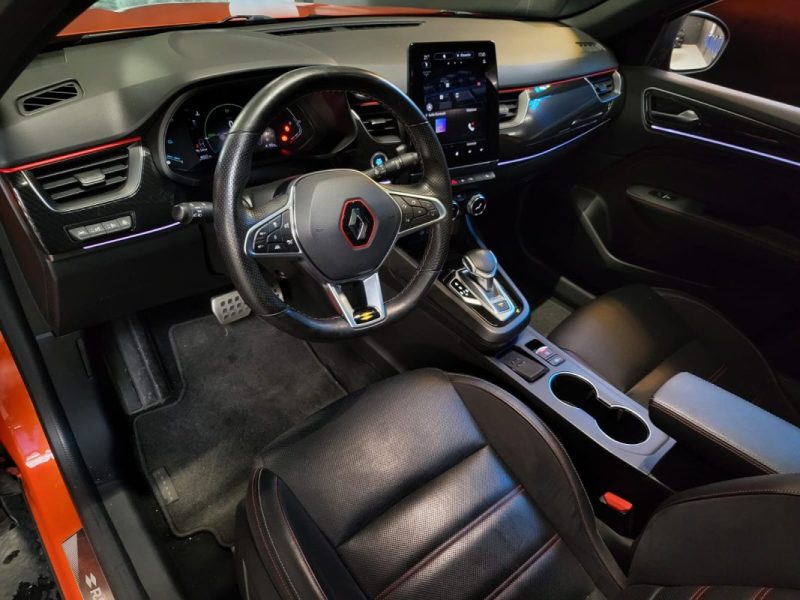 RENAULT ARKANA 1.6 E-Tech 145ch RS LINE / SUIVI RENAULT + TOIT OUVRANT + VOLANT CHAUFFANT + CARPLAY