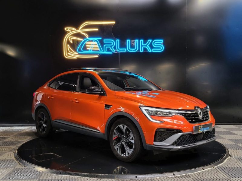RENAULT ARKANA 1.6 E-Tech 145ch RS LINE / SUIVI RENAULT + TOIT OUVRANT + VOLANT CHAUFFANT + CARPLAY