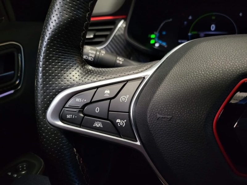 RENAULT ARKANA 1.6 E-Tech 145ch RS LINE / SUIVI RENAULT + TOIT OUVRANT + VOLANT CHAUFFANT + CARPLAY