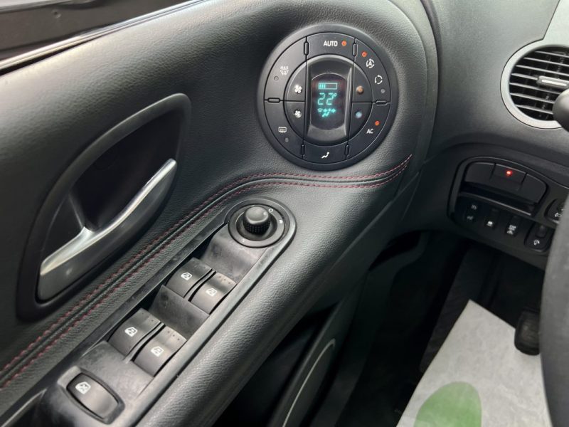 RENAULT ESPACE 4 IV PHASE 2 2.0 DCI 150 Cv TOIT PANORAMIQUE / 7 PLACES