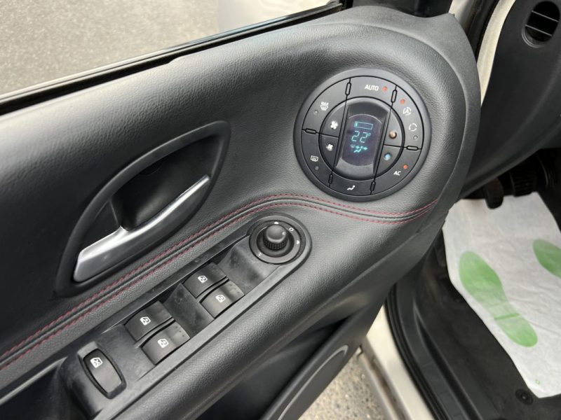 RENAULT ESPACE 4 IV PHASE 2 2.0 DCI 150 Cv TOIT PANORAMIQUE / 7 PLACES