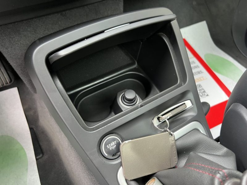 RENAULT ESPACE 4 IV PHASE 2 2.0 DCI 150 Cv TOIT PANORAMIQUE / 7 PLACES