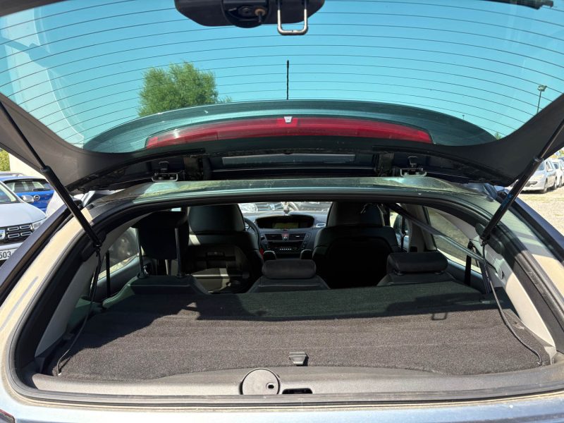 1.6 HDI 112cv boîte Auto exclusive garanti 12 MOIS