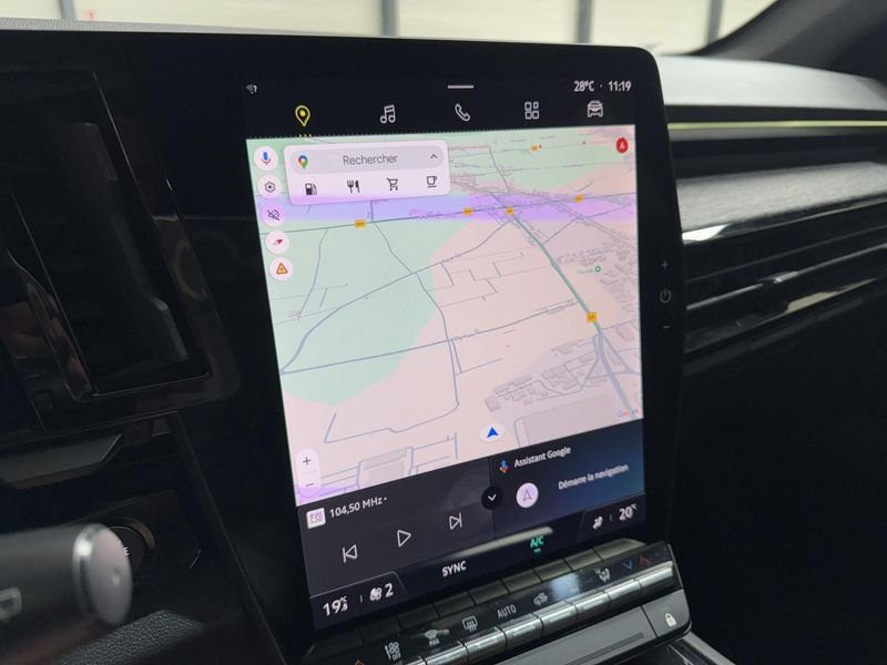 Renault Austral E-tech hybrid 200 techno + navi + pack safety