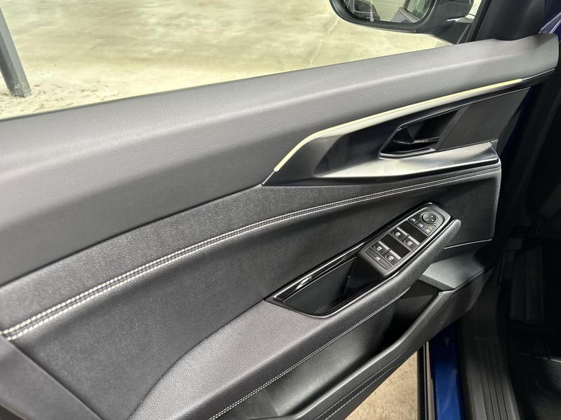 Renault Austral E-tech hybrid 200 techno + navi + pack safety