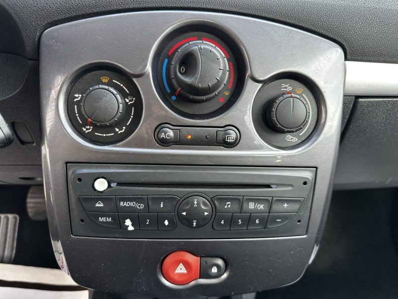 RENAULT CLIO III 2012