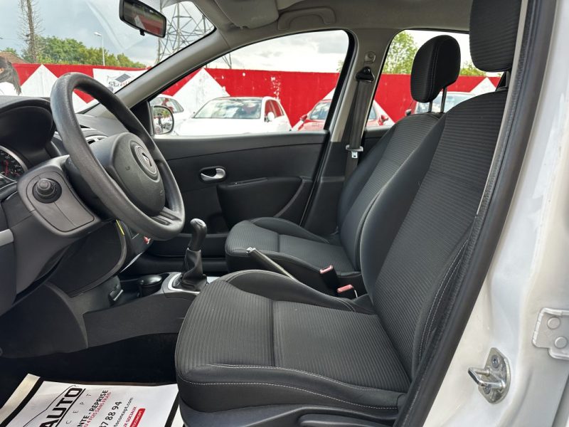 RENAULT CLIO III 2012