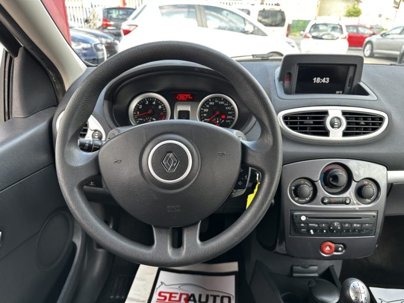 RENAULT CLIO III 2012