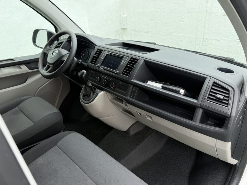 VOLKSWAGEN TRANSPORTER 2019