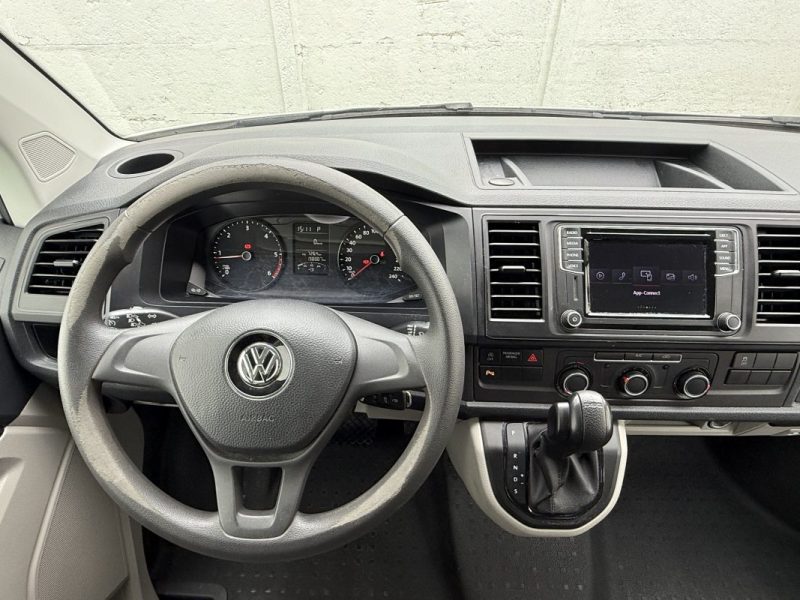 VOLKSWAGEN TRANSPORTER 2019