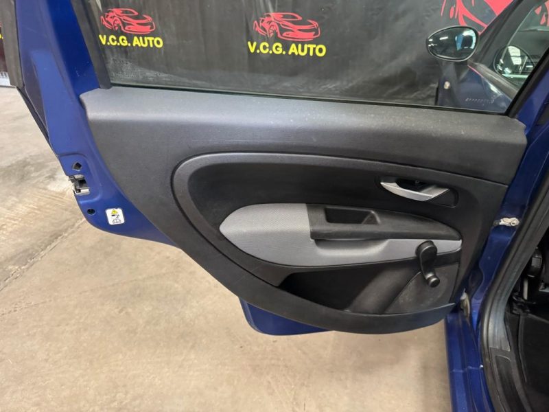 FIAT PUNTO 1.3 D Multijet 75 Dynamic 