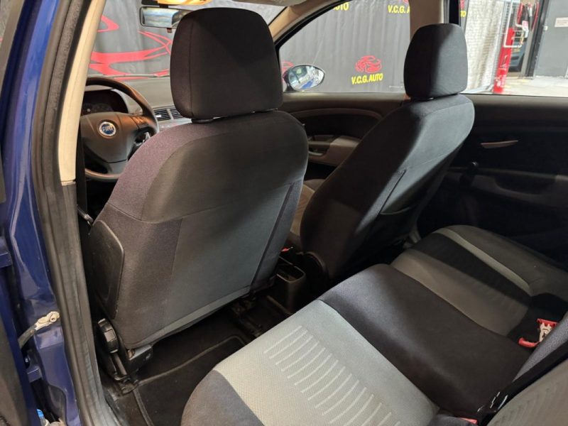 FIAT PUNTO 1.3 D Multijet 75 Dynamic 