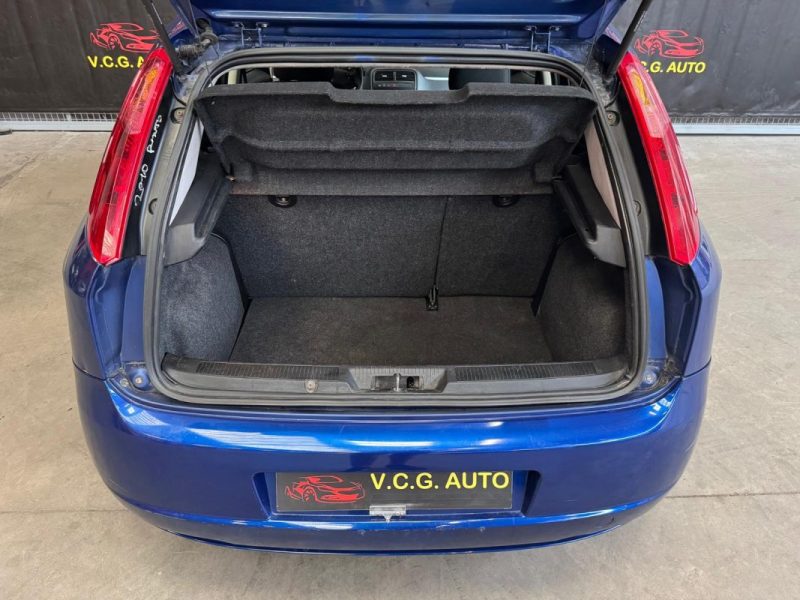 FIAT PUNTO 1.3 D Multijet 75 Dynamic 