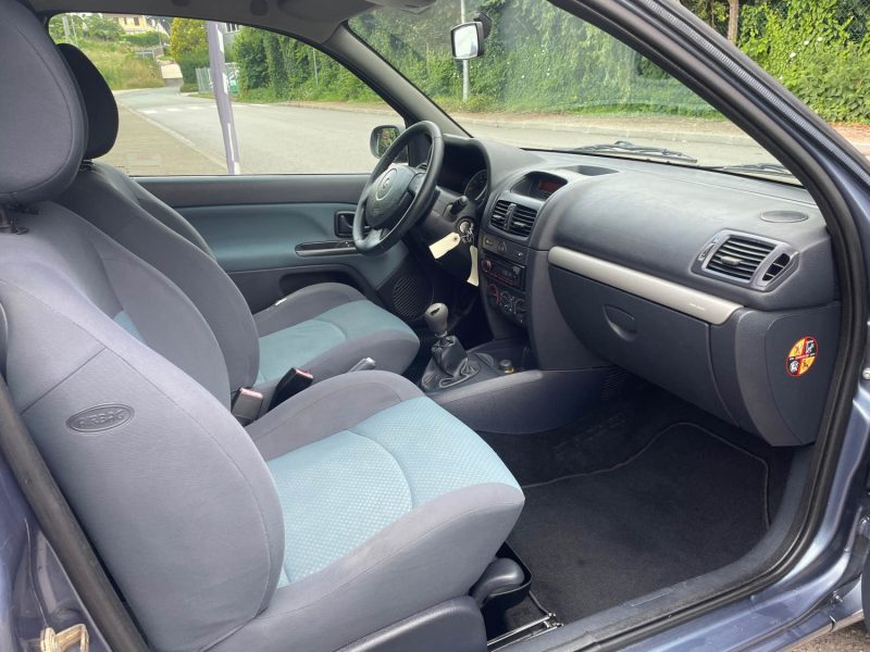 RENAULT CLIO II PHASE II 1.2i 75CV