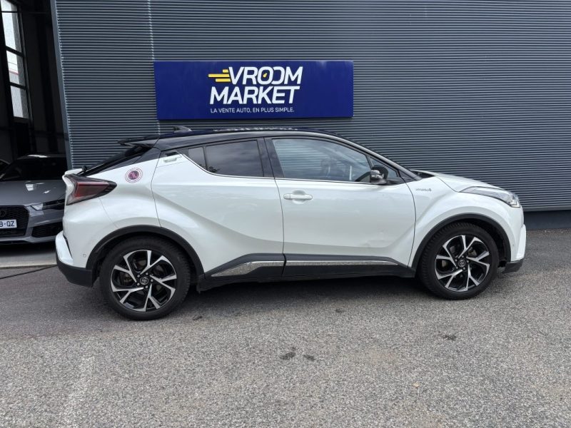 TOYOTA C-HR 122h Collection - JBL