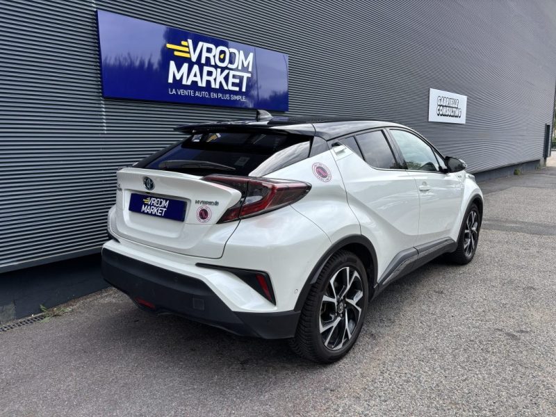TOYOTA C-HR 122h Collection - JBL