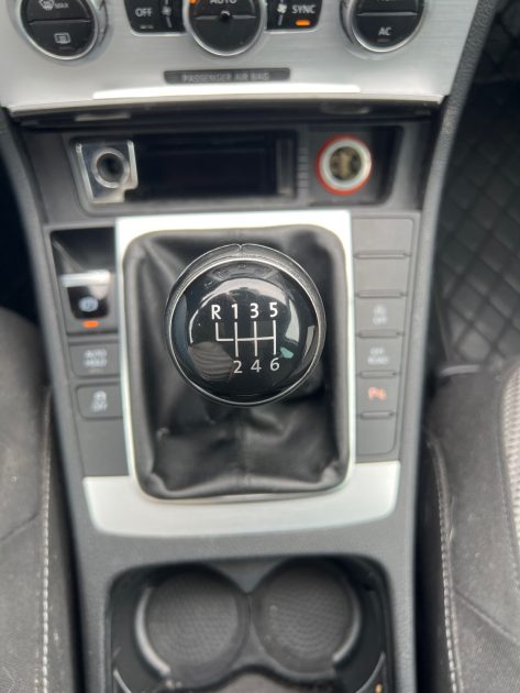 VOLKSWAGEN PASSAT SW 2.0 TDI 140 BLUEMOTION TECHNOLOGY ULTIMATE 4MOTION