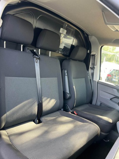 VOLKSWAGEN TRANSPORTER 2021