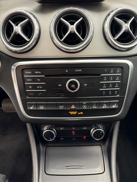 MERCEDES CLASSE GLA 220 d 177 ch Sensation 4Matic 7G-DCT