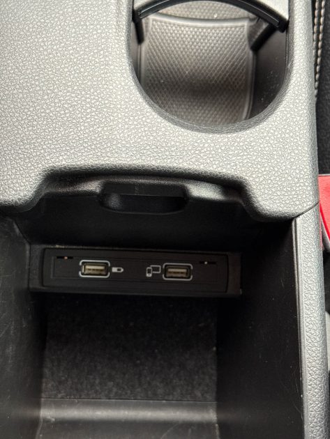 MERCEDES CLASSE GLA 220 d 177 ch Sensation 4Matic 7G-DCT