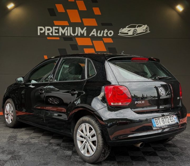 VOLKSWAGEN POLO 2011