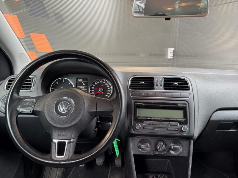 VOLKSWAGEN POLO 2010
