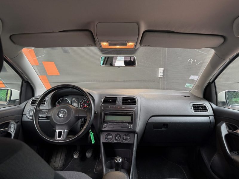 VOLKSWAGEN POLO 2010