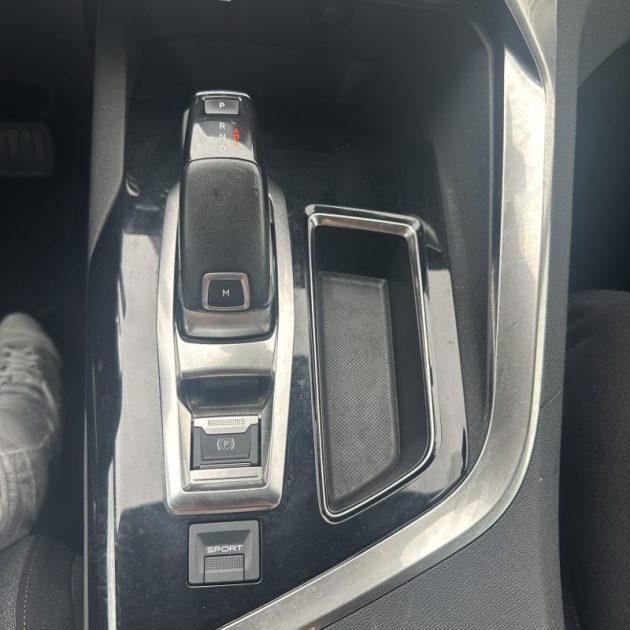 PEUGEOT 5008 1.5 BLUE HDI 130 cv ACTIVE BUSINESS 7 Places Garantie 12 mois